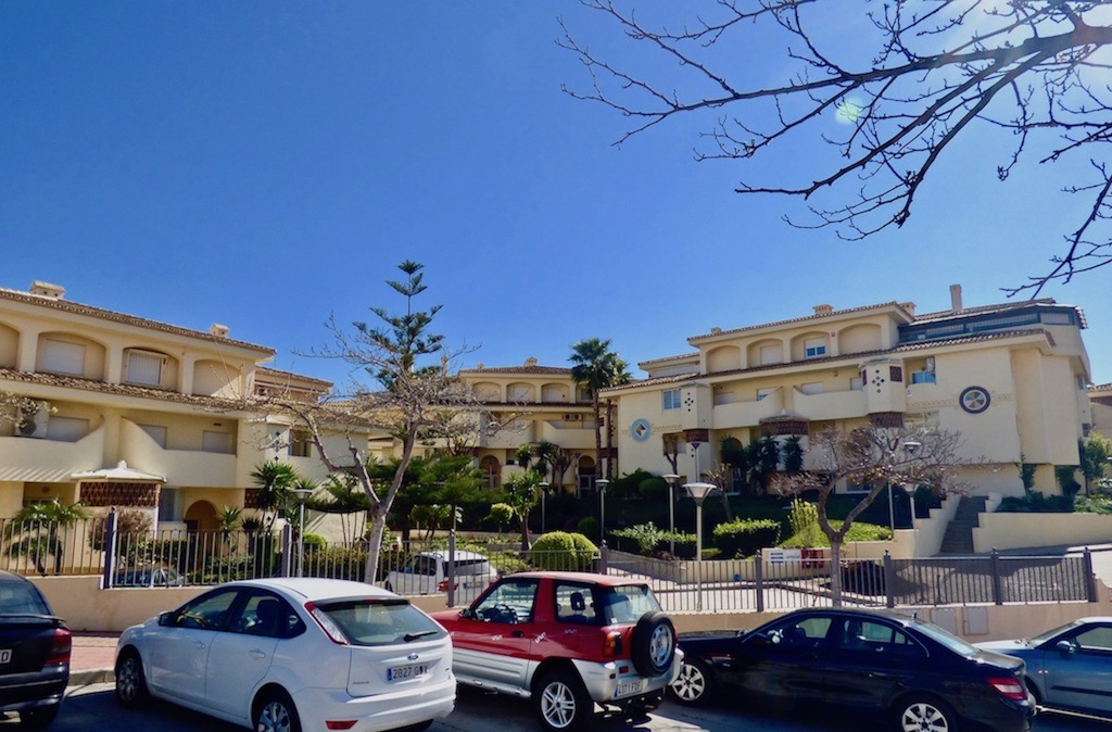 Frontline luxury apartment - arbatestates.com