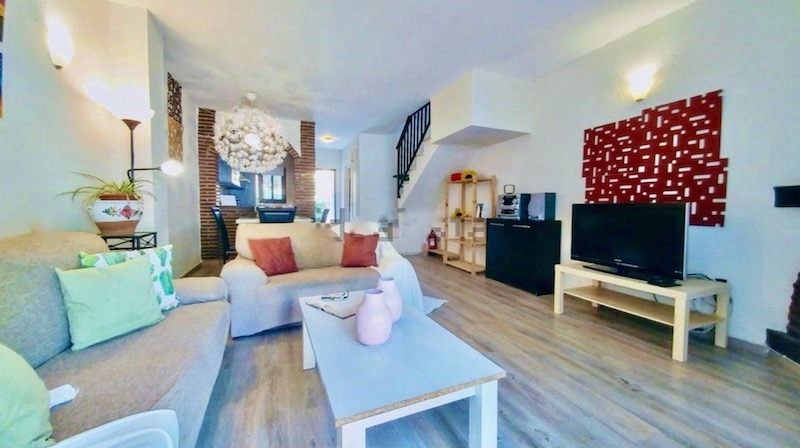 Apartment in CALAHONDA, 50m from the beach - arbatestates.com