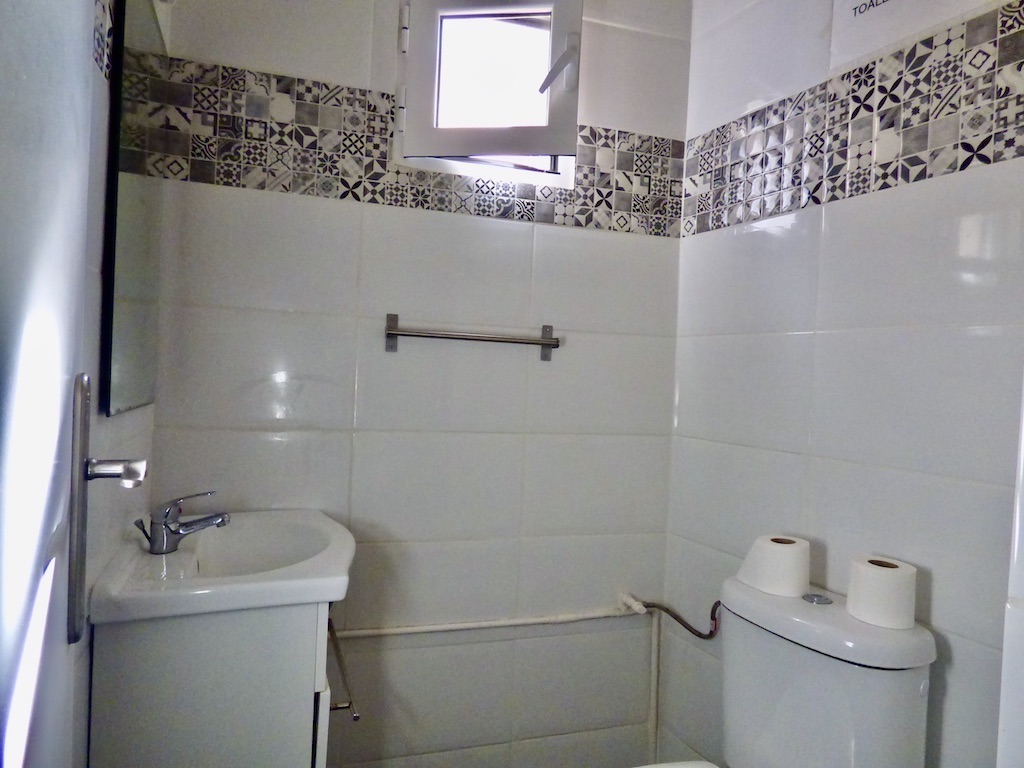 HOSTAL PENSION EN CASCO ANTIGUO MARBELLA - arbatestates.com