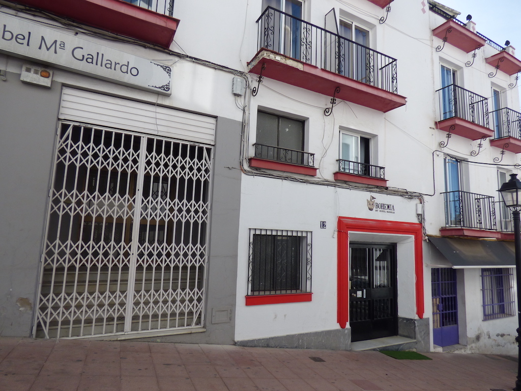HOSTAL PENSION EN CASCO ANTIGUO MARBELLA - arbatestates.com